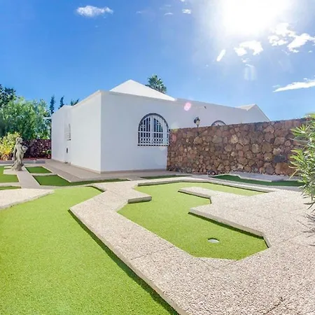 Puerto Del Carmen Sleeps 8 Pool Wifi ヴィラ