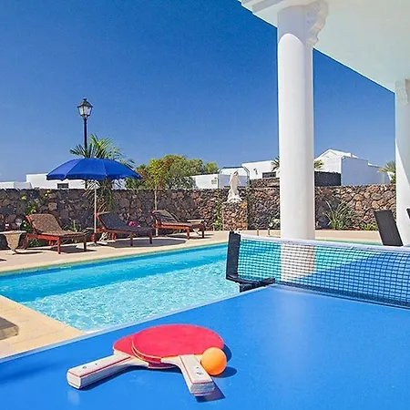 Puerto Del Carmen Sleeps 8 Pool Wifi Puerto del Carmen (Lanzarote)